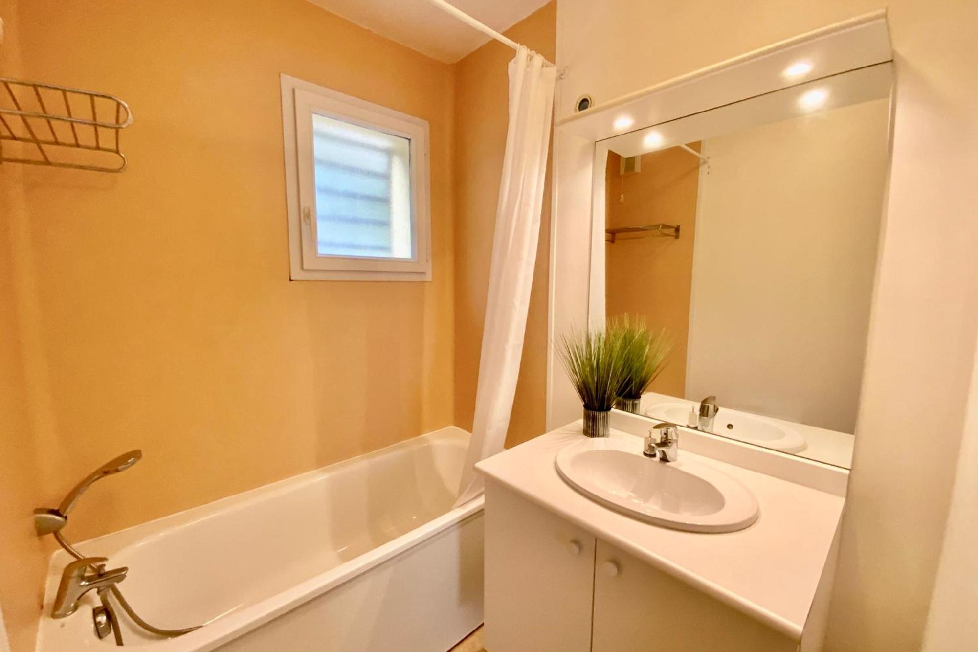 I46 Les Naiades- 2 Bedrooms For 5 People ! Avene Bagian luar foto